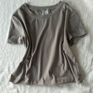H&M Gray Short Sleeve Women's Tee